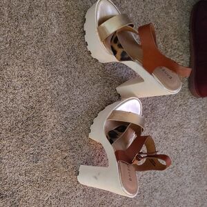 Qupid Gold and Brown Platform Heels